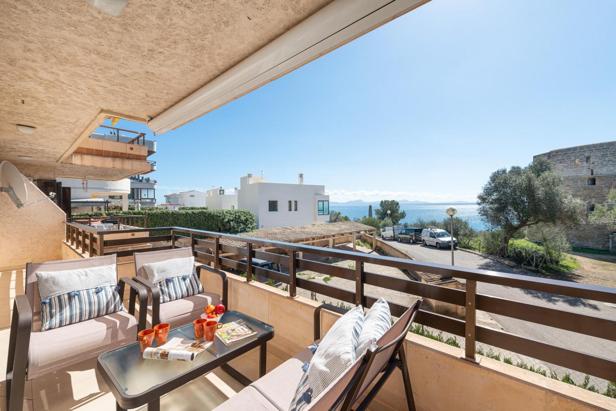 Alcanada Torre Mayor, Solo 50 Metros Del Mar Alcudia  Dış mekan fotoğraf